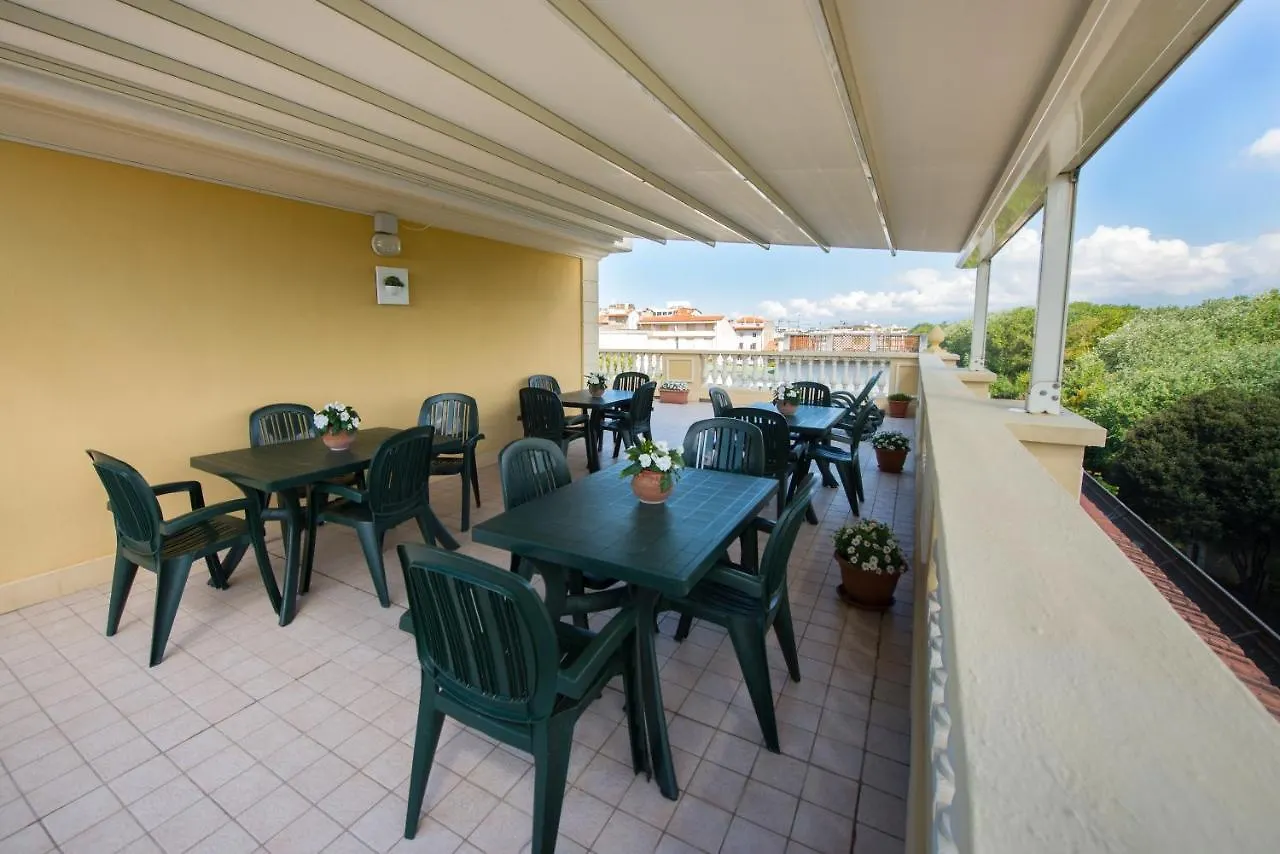 Residence Colombo Viareggio 3*,